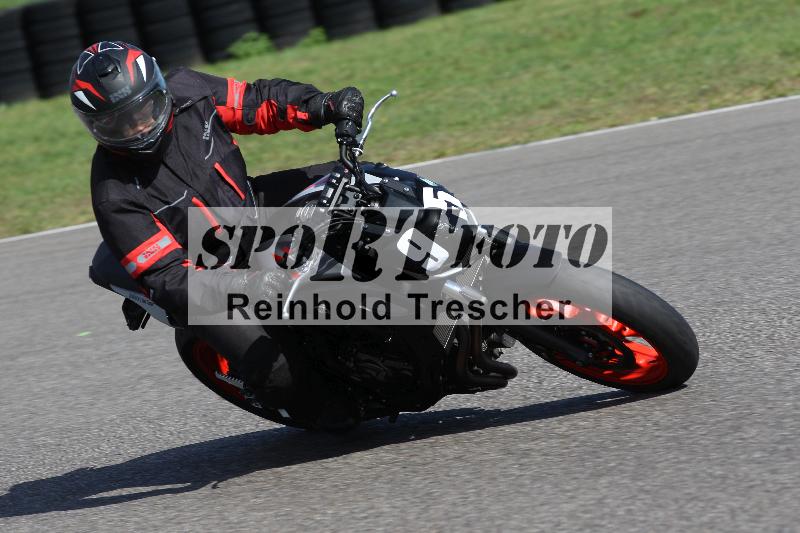 /Archiv-2022/64 19.09.2022.09 Plüss Moto Sport Yamaha Fun Day ADR/Einsteiger/95
